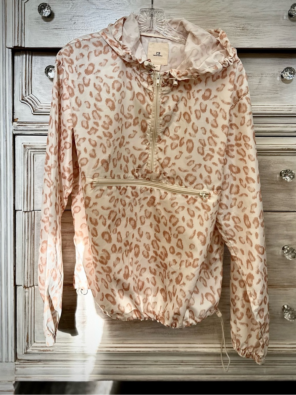 ***PRICE DROP*** | Girls' Leopard-Print Rain Pullover | CUTEST EVER 😍
